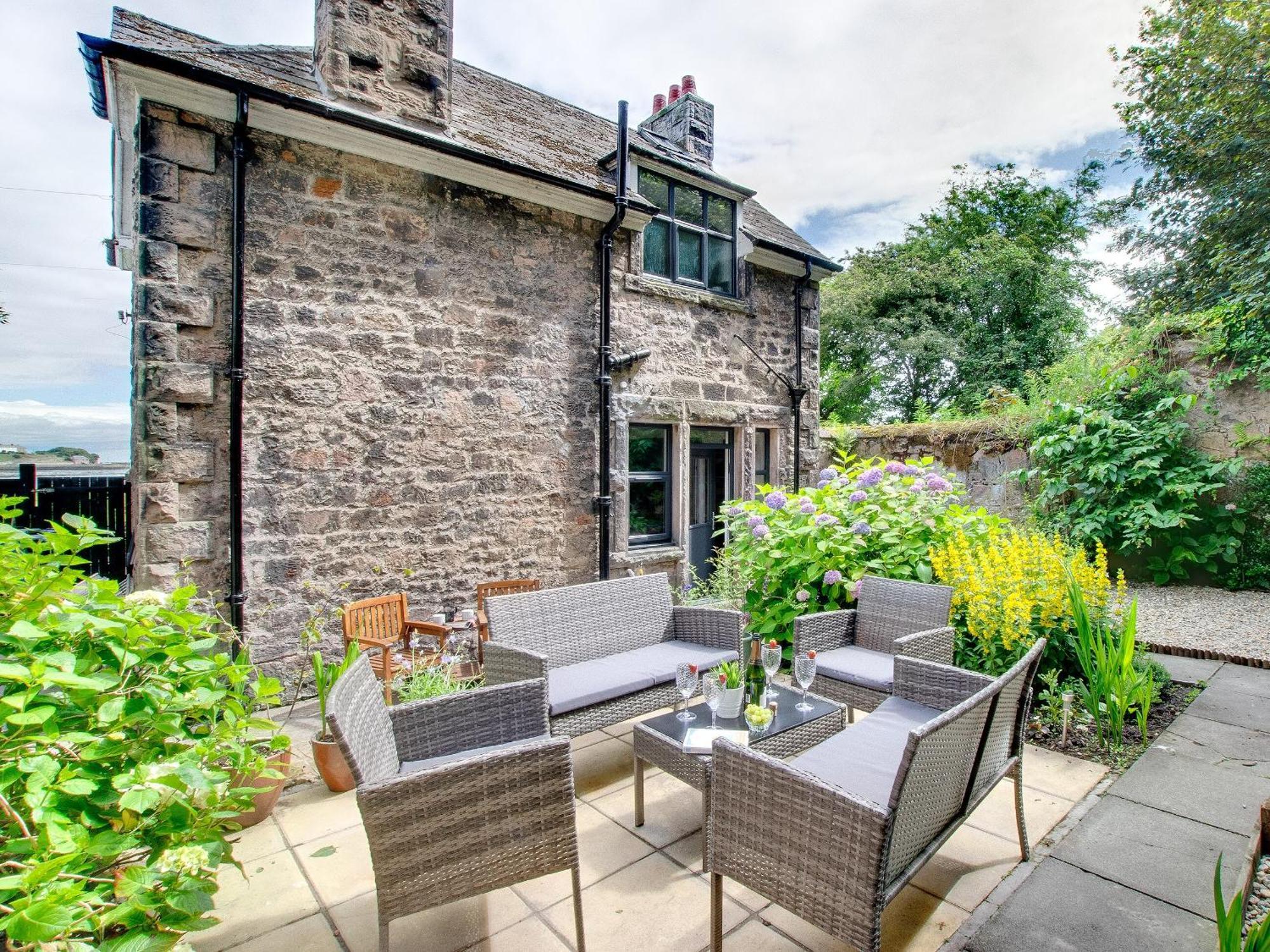 Heron House Tweedmouth Exterior photo